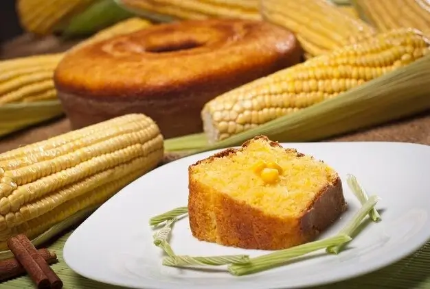 Kyekyo Maize Corn, bread and cake