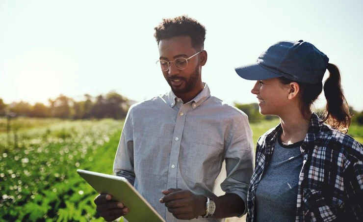 Join the Conversation: How Kukuchku Engages with Farmers Online